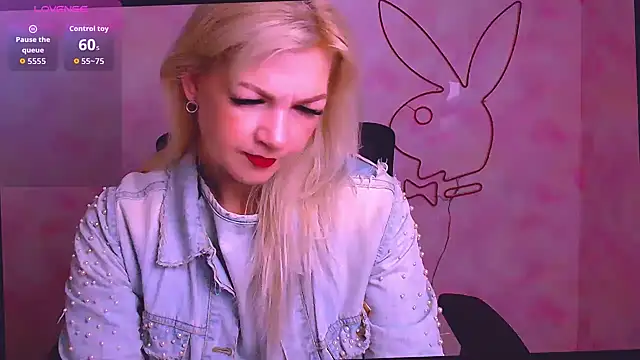 Madonna Fire online show from May 17, 5:40 am