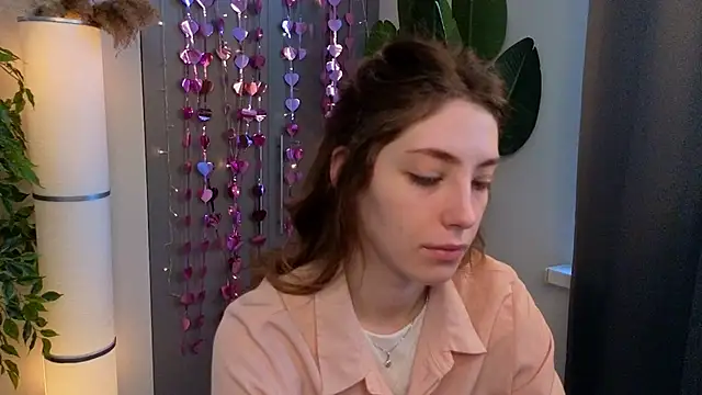 BrianneMallory online show from February 28, 6:13 am