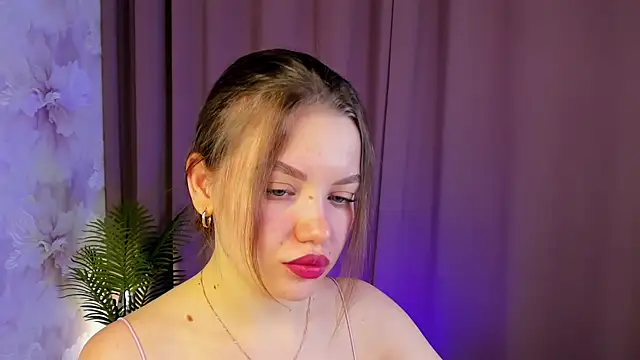 TessaDavidson online show from January 16, 7:45 am