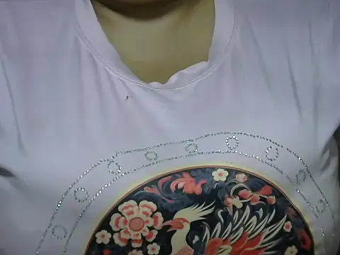 Snapshot of schoco_milff chatting on June 15, 12:44 am schoco milff online show from June 15, 12:44 am