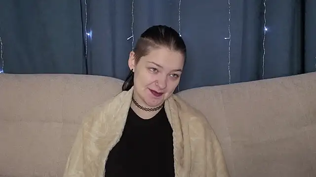 BevHanni online show from January 12, 8:15 pm