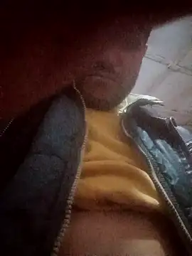 Yassine 1985 online show from January 11, 1:23 am