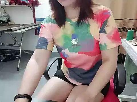 Heni6368 online show from April 4, 9:32 pm