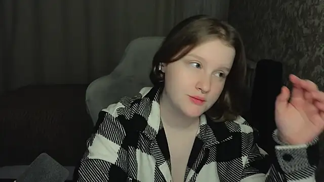 Ol1via online show from July 25, 9:32 pm