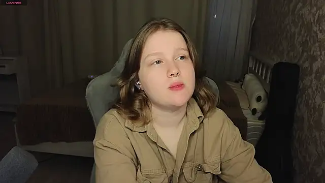 Ol1via online show from July 17, 4:59 pm
