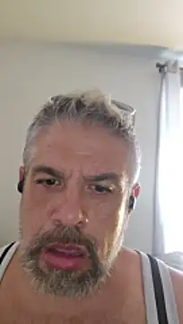 Snapshot of eddy73xxx chatting on May 29, 1:28 pm eddy73xxx online show from May 29, 1:28 pm