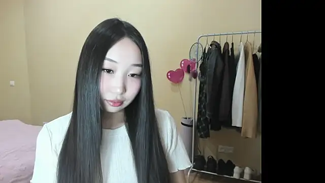 Amane Yuki online show from February 28, 6:29 pm