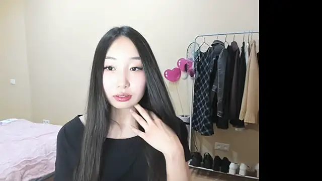 Amane Yuki online show from February 23, 5:35 pm