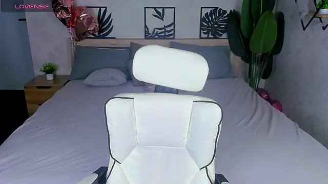 Sindy Ortega online show from March 26, 12:53 am