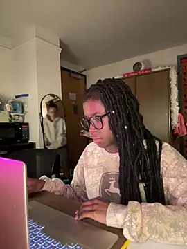 CookiesNcreaming online show from February 5, 12:06 am