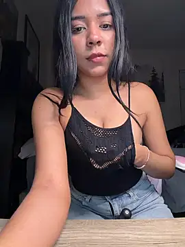 AnahiSkye online show from March 22, 7:21 am