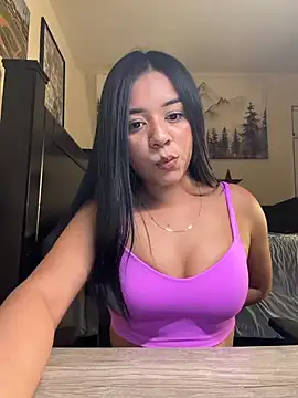 AnahiSkye online show from March 29, 7:10 am