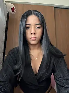 AnahiSkye online show from April 1, 5:54 pm