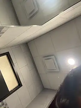 AnahiSkye online show from April 14, 6:02 pm