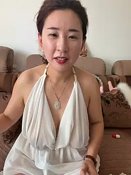 Jingjingxiang-520 online show from June 2, 4:34 am