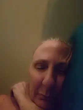 HotAzMilf online show from March 24, 7:08 am