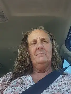 HotAzMilf online show from April 8, 9:16 pm