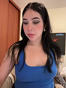 evelynrosess1 online show from May 25, 10:19 pm