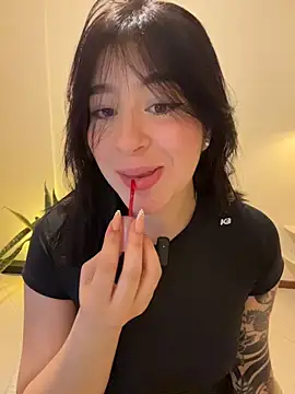 Snapshot of evelynrosess1 chatting on July 17, 11:57 pm evelynrosess1 online show from July 17, 11:57 pm