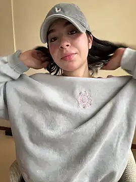 Snapshot of evelynrosess1 chatting on July 7, 9:07 pm evelynrosess1 online show from July 7, 9:07 pm