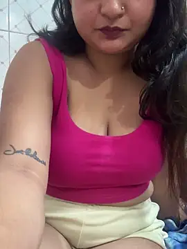 Curvy Anaya online show from June 7, 6:07 am