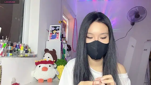 Tieu-May online show from April 24, 9:22 am