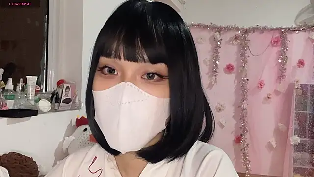 Tieu-May online show from March 15, 7:48 am