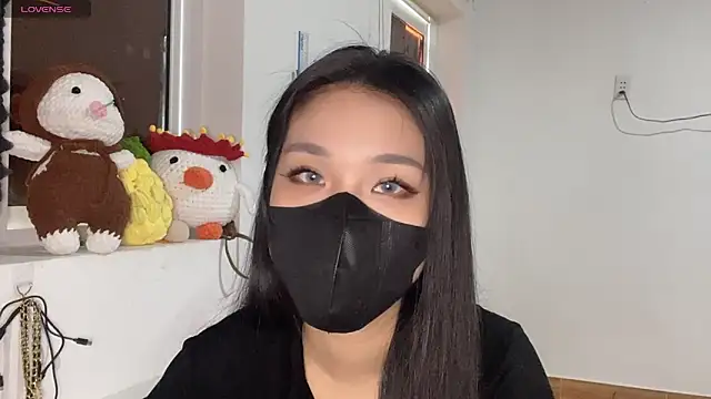 Tieu-May online show from March 24, 8:36 am