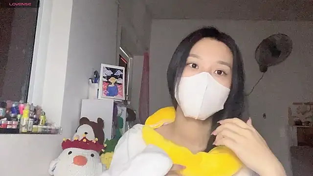 Tieu-May online show from May 4, 9:12 am