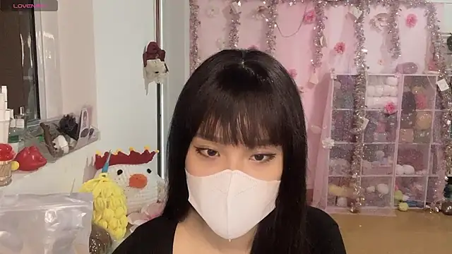 Tieu-May online show from March 11, 8:52 am