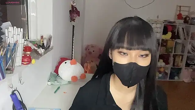 Tieu-May online show from March 3, 8:32 am