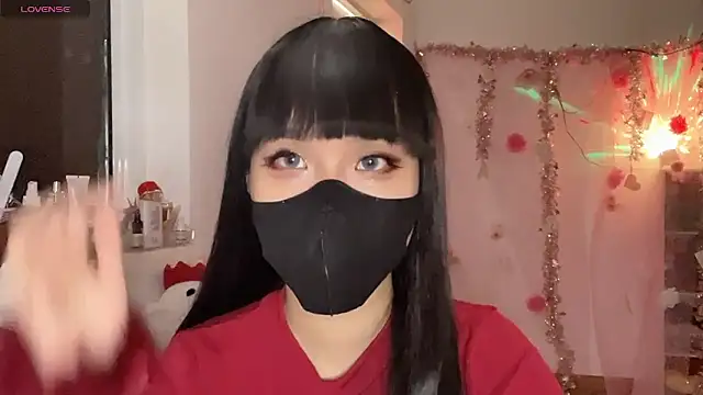 Tieu-May online show from March 18, 10:18 am