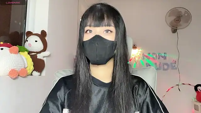 Tieu-May online show from July 18, 8:23 am