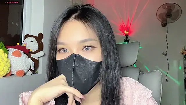 Tieu-May online show from May 30, 7:47 am