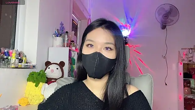 Tieu-May online show from May 10, 12:03 am