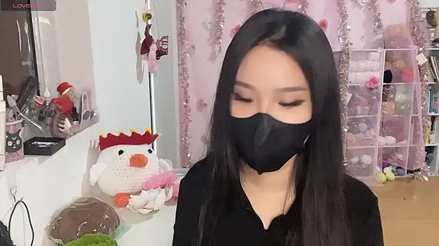 Tieu-May online show from March 12, 5:34 am