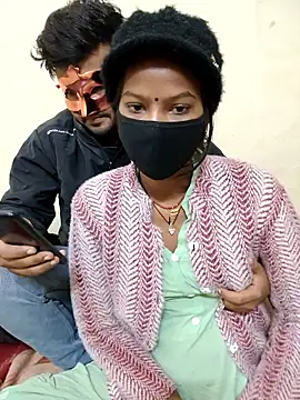 Snapshot of A-POOJA_RANI chatting on January 14, 2:04 am A-POOJA RANI online show from January 14, 2:04 am