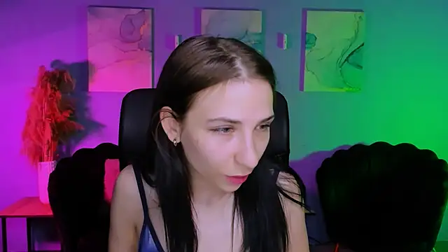 sweetie chloe  online show from March 27, 9:54 am
