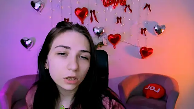 sweetie chloe  online show from February 26, 9:53 am