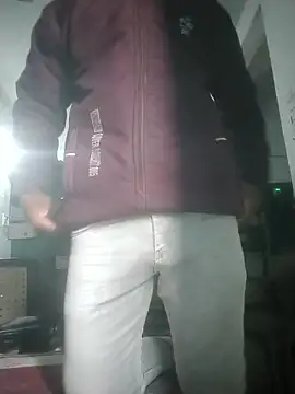 Snapshot of sexyboy_917 chatting on January 7, 4:28 am sexyboy 917 online show from January 7, 4:28 am