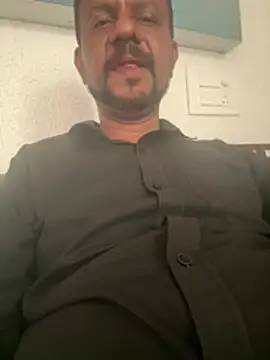 Snapshot of vmmalto chatting on May 25, 7:51 am vmmalto online show from May 25, 7:51 am