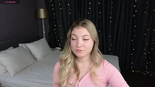 Angel  Grace online show from February 1, 5:38 am