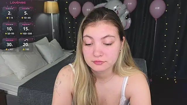 Angel  Grace online show from April 7, 12:12 am