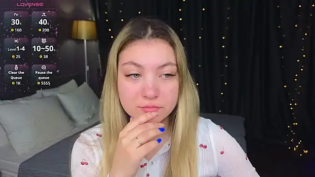 Angel  Grace online show from March 18, 12:03 am