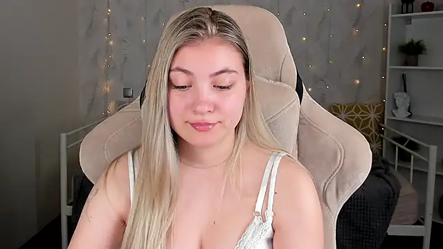 Angel  Grace online show from April 11, 7:45 am