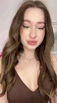 Snapshot of cuteeyesbaby chatting on February 18, 4:21 am cuteeyesbaby online show from February 18, 4:21 am