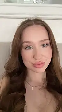 cuteeyesbaby online show from April 10, 9:49 am