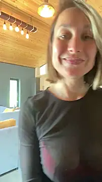 Snapshot of Jack-Alice chatting on June 14, 7:42 am Jack-Alice online show from June 14, 7:42 am