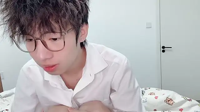 afahyu online show from February 3, 2:32 am