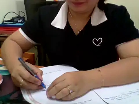 Sarah no land online show from April 8, 1:51 am